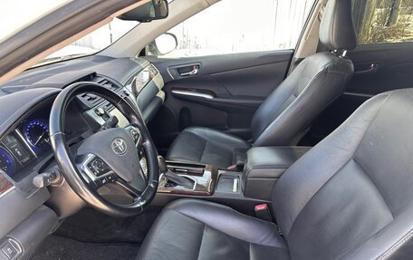 Toyota Camry, 2017 год, 1 700 000 рублей, 12 фотография
