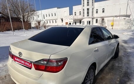 Toyota Camry, 2017 год, 1 700 000 рублей, 6 фотография