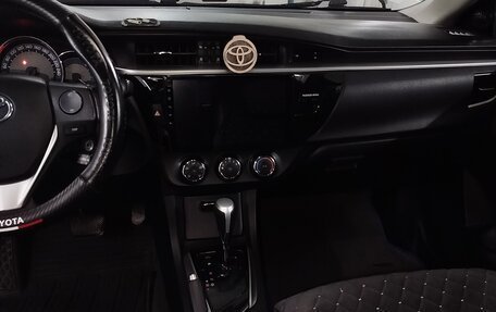 Toyota Corolla, 2013 год, 1 380 000 рублей, 11 фотография
