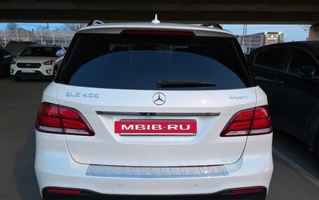 Mercedes-Benz GLE, 2015 год, 4 500 000 рублей, 2 фотография