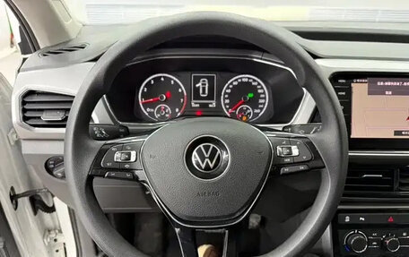 Volkswagen T-Cross I, 2021 год, 1 724 000 рублей, 7 фотография