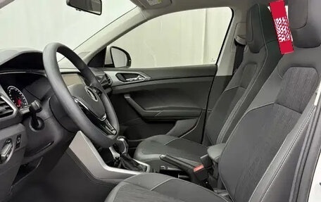 Volkswagen T-Cross I, 2021 год, 1 724 000 рублей, 11 фотография