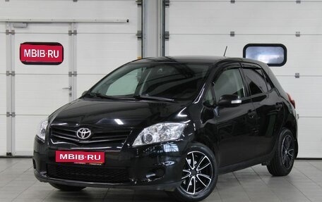 Toyota Auris II, 2011 год, 787 000 рублей, 1 фотография