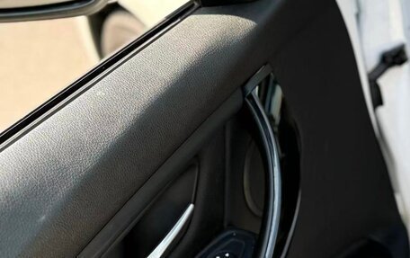 BMW 3 серия, 2017 год, 1 600 000 рублей, 12 фотография