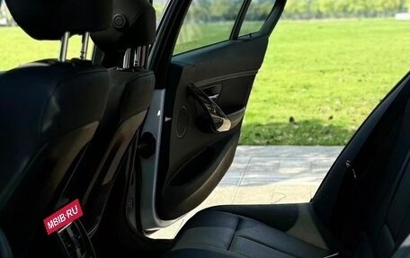 BMW 3 серия, 2017 год, 1 600 000 рублей, 15 фотография