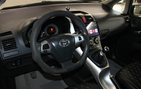 Toyota Auris II, 2011 год, 787 000 рублей, 13 фотография