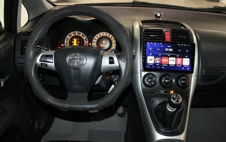 Toyota Auris II, 2011 год, 787 000 рублей, 16 фотография