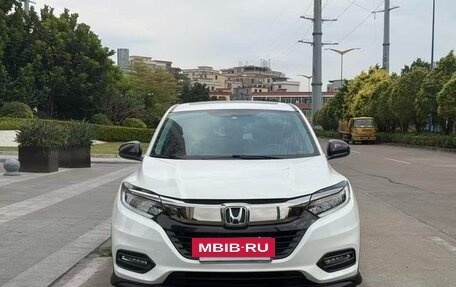 Honda Vezel, 2021 год, 1 308 000 рублей, 2 фотография