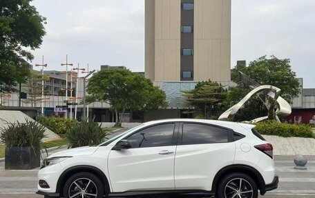 Honda Vezel, 2021 год, 1 308 000 рублей, 7 фотография