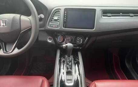 Honda Vezel, 2021 год, 1 308 000 рублей, 19 фотография
