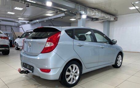 Hyundai Solaris II рестайлинг, 2011 год, 880 000 рублей, 6 фотография