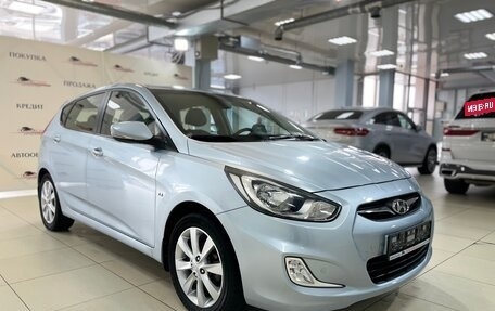 Hyundai Solaris II рестайлинг, 2011 год, 880 000 рублей, 4 фотография