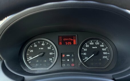 Renault Logan I, 2015 год, 455 000 рублей, 15 фотография