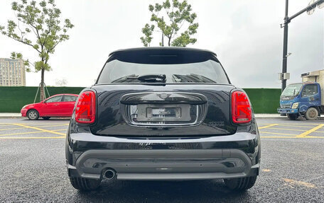MINI Hatch, 2024 год, 3 200 000 рублей, 6 фотография