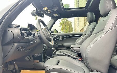 MINI Hatch, 2024 год, 3 200 000 рублей, 20 фотография
