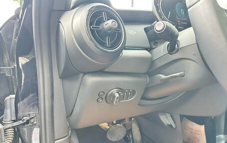 MINI Hatch, 2024 год, 3 200 000 рублей, 19 фотография