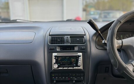 Toyota Ipsum II, 1997 год, 549 999 рублей, 21 фотография