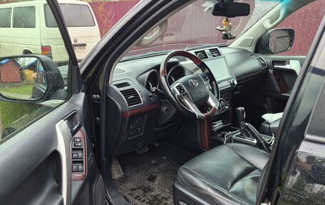 Toyota Land Cruiser Prado 150 рестайлинг 2, 2014 год, 3 750 000 рублей, 6 фотография