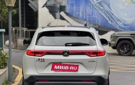 Honda Vezel, 2023 год, 1 520 000 рублей, 4 фотография
