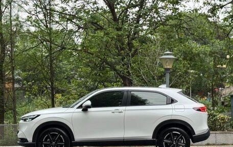Honda Vezel, 2023 год, 1 520 000 рублей, 9 фотография