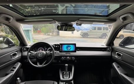 Honda Vezel, 2023 год, 1 520 000 рублей, 16 фотография