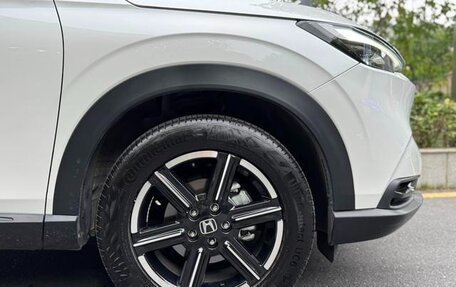 Honda Vezel, 2023 год, 1 520 000 рублей, 12 фотография