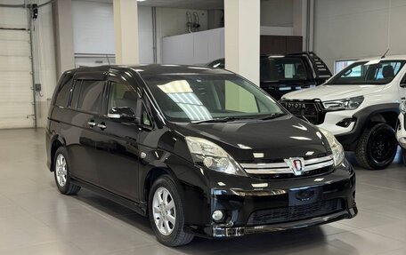 Toyota ISis I, 2013 год, 1 325 000 рублей, 8 фотография