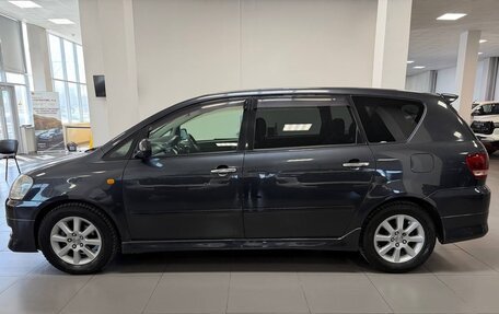 Toyota Ipsum II, 2001 год, 799 000 рублей, 2 фотография