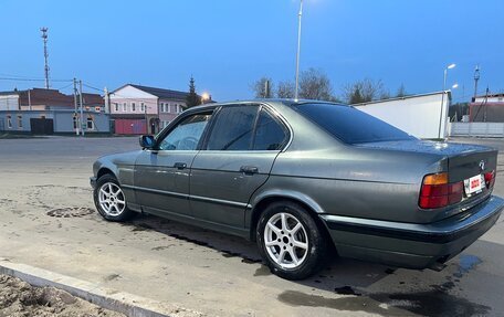 BMW 5 серия, 1988 год, 255 000 рублей, 3 фотография