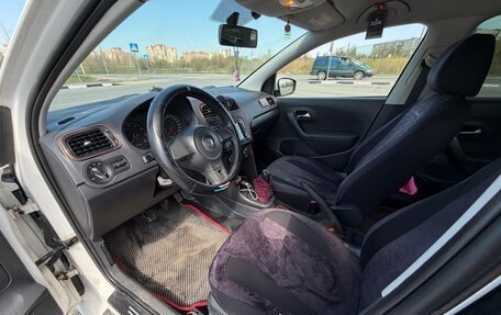 Volkswagen Polo VI (EU Market), 2011 год, 580 000 рублей, 11 фотография