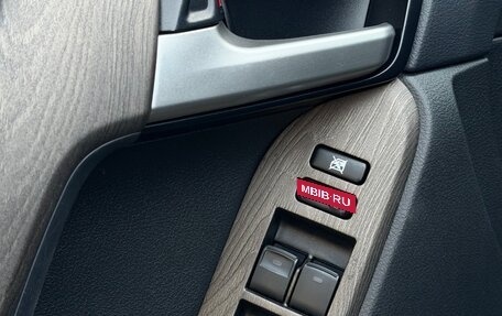 Toyota Land Cruiser Prado 150 рестайлинг 2, 2022 год, 8 500 000 рублей, 12 фотография