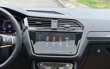 Volkswagen Tiguan II, 2021 год, 1 650 333 рублей, 13 фотография