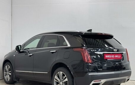 Cadillac XT5 I рестайлинг, 2021 год, 2 499 000 рублей, 4 фотография
