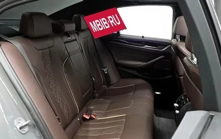 BMW 5 серия, 2023 год, 5 040 000 рублей, 6 фотография