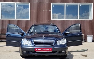 Mercedes-Benz C-Класс, 2002 год, 640 000 рублей, 1 фотография