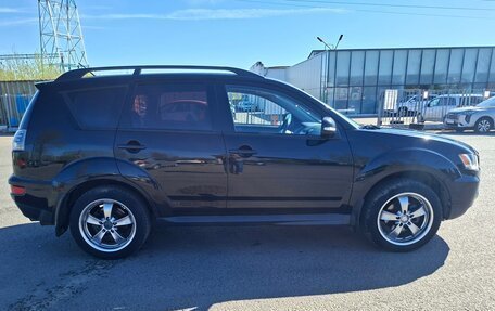 Mitsubishi Outlander III рестайлинг 3, 2011 год, 900 000 рублей, 5 фотография