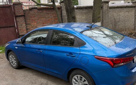 Hyundai Solaris II рестайлинг, 2019 год, 1 250 000 рублей, 2 фотография