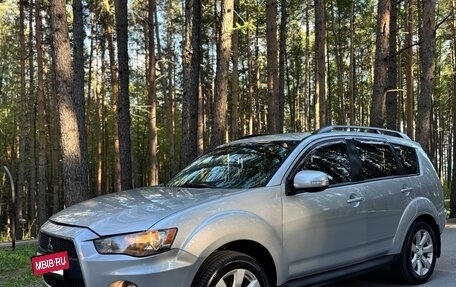 Mitsubishi Outlander III рестайлинг 3, 2011 год, 1 109 000 рублей, 7 фотография