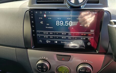 Toyota bB II рестайлинг, 2009 год, 650 000 рублей, 4 фотография