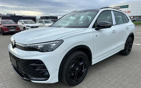 Volkswagen Tiguan, 2026 год, 4 645 000 рублей, 2 фотография