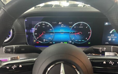Mercedes-Benz E-Класс, 2023 год, 5 500 000 рублей, 9 фотография