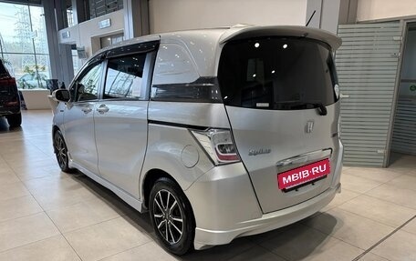 Honda Freed I, 2012 год, 924 000 рублей, 6 фотография