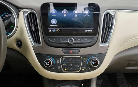 Chevrolet Malibu IX, 2019 год, 1 490 000 рублей, 10 фотография