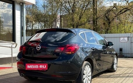 Opel Astra J, 2011 год, 749 000 рублей, 3 фотография