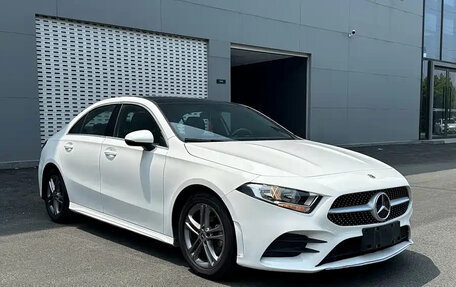 Mercedes-Benz A-Класс, 2022 год, 1 550 000 рублей, 4 фотография