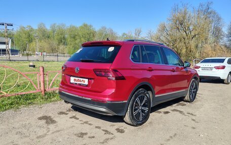 Volkswagen Tiguan II, 2018 год, 2 300 000 рублей, 3 фотография