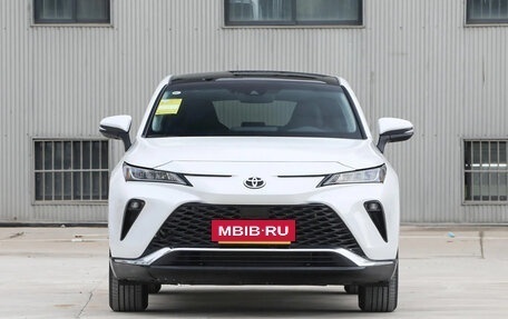 Toyota Venza, 2023 год, 3 850 005 рублей, 4 фотография