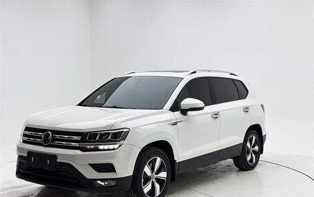 Volkswagen Tharu, 2022 год, 1 690 000 рублей, 1 фотография