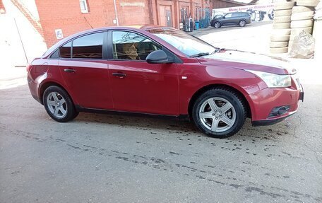 Chevrolet Cruze II, 2011 год, 380 000 рублей, 2 фотография