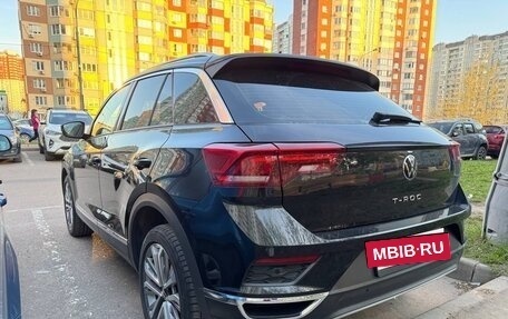 Volkswagen T-Roc I, 2021 год, 2 680 000 рублей, 6 фотография